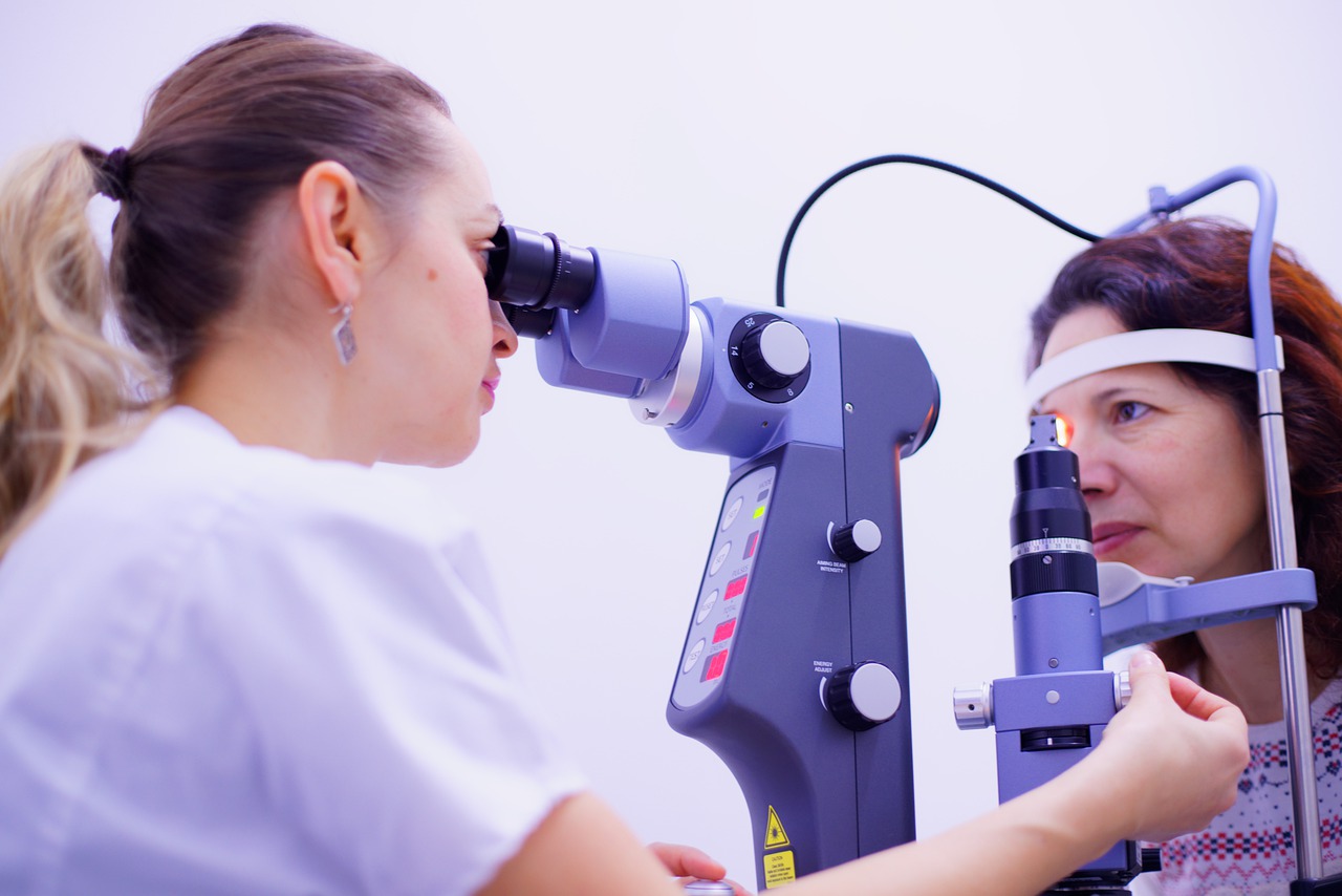 【眼科向け】眼軸長検査機器のおすすめメーカーと価格相場は？